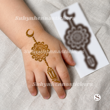 Crescent Lantern Kids Mehendi Stencil with moon symbol, round flower centre, dotted connector and hanging lantern detail by Suhyn
